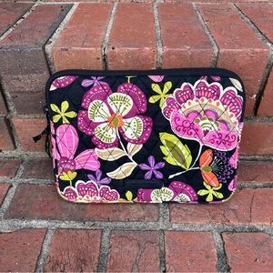 Vera Bradley Pirouette Pink large cosmetic case in quilted fabric.